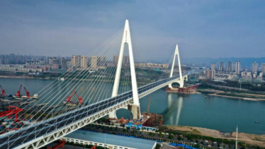 世界最大跨径公轨两用钢桁梁斜拉桥——重庆白居寺长江大桥通车