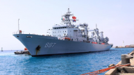 中国海军南宁舰、微山湖舰紧急撤离我在苏丹人员